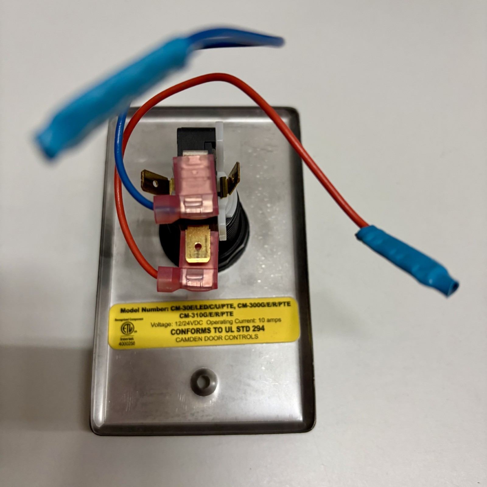Camden CM-30E - Push/Exit Square Switch - Lightly Used