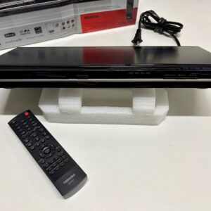 Toshiba SD-K990 DVD Player 1080p Upconversion DVD & CD Player HDMI